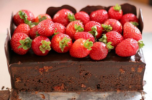 Σοκολατόπιτα με Φράουλες